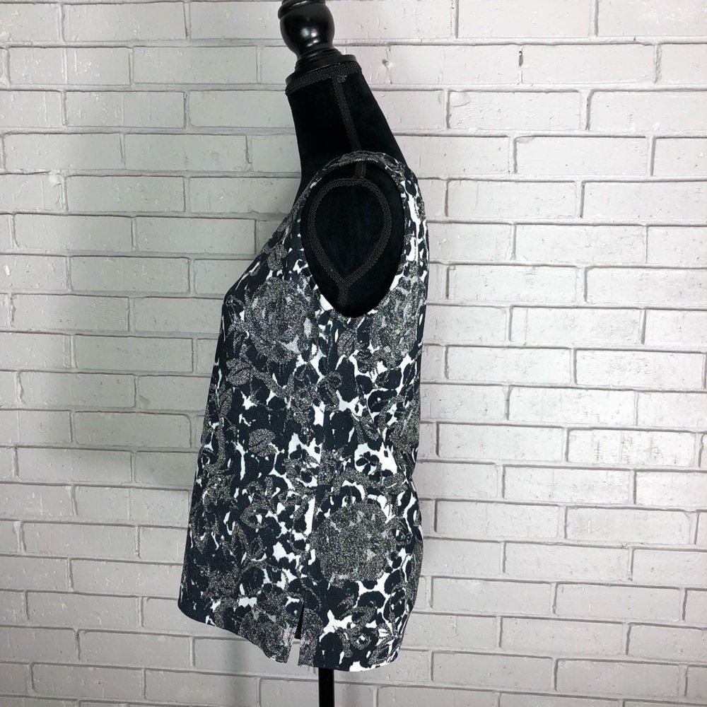 St. John Scoopneck Leopard Print Shell Knit Top - Picture 5 of 8